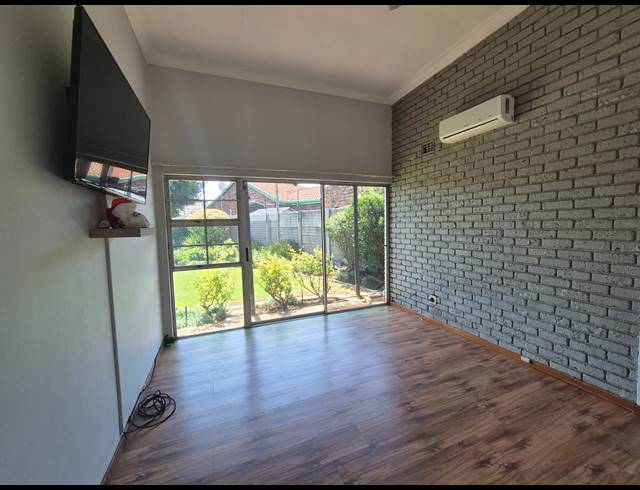 3 BEDROOM HOUSE TO LET IN VANDERBIJLPARK SW 2